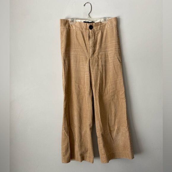 Zara cropped corduroy pants. Tan colour. Size small. - Picture 2 of 6